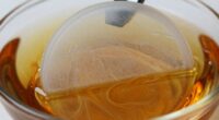 diffuser for resinous oils